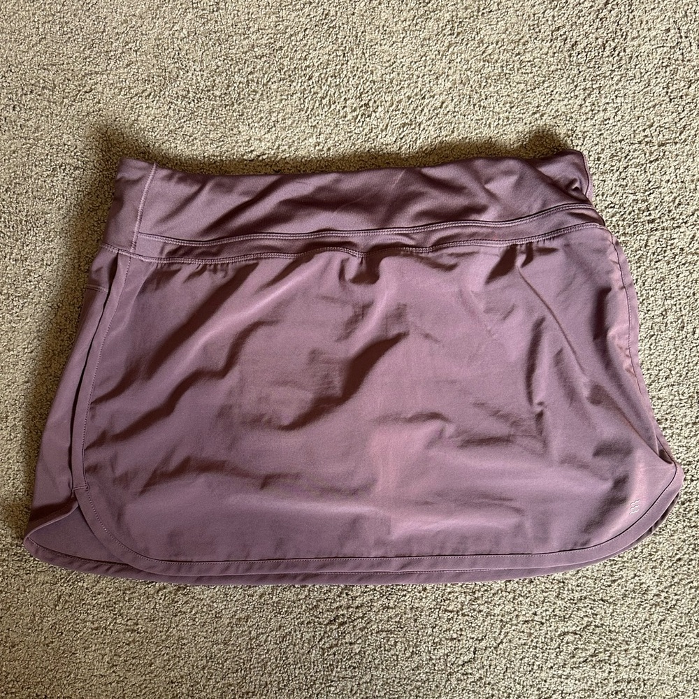 Women’s Dusty Mauve Athletic Skort